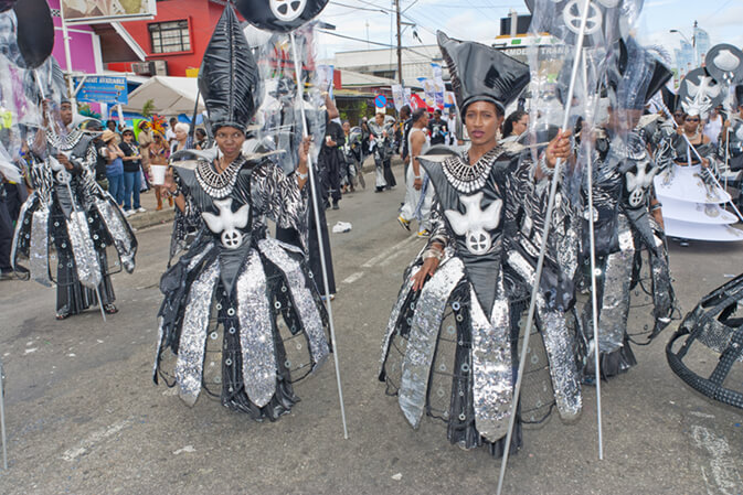 mardi-gras-themed-costumes